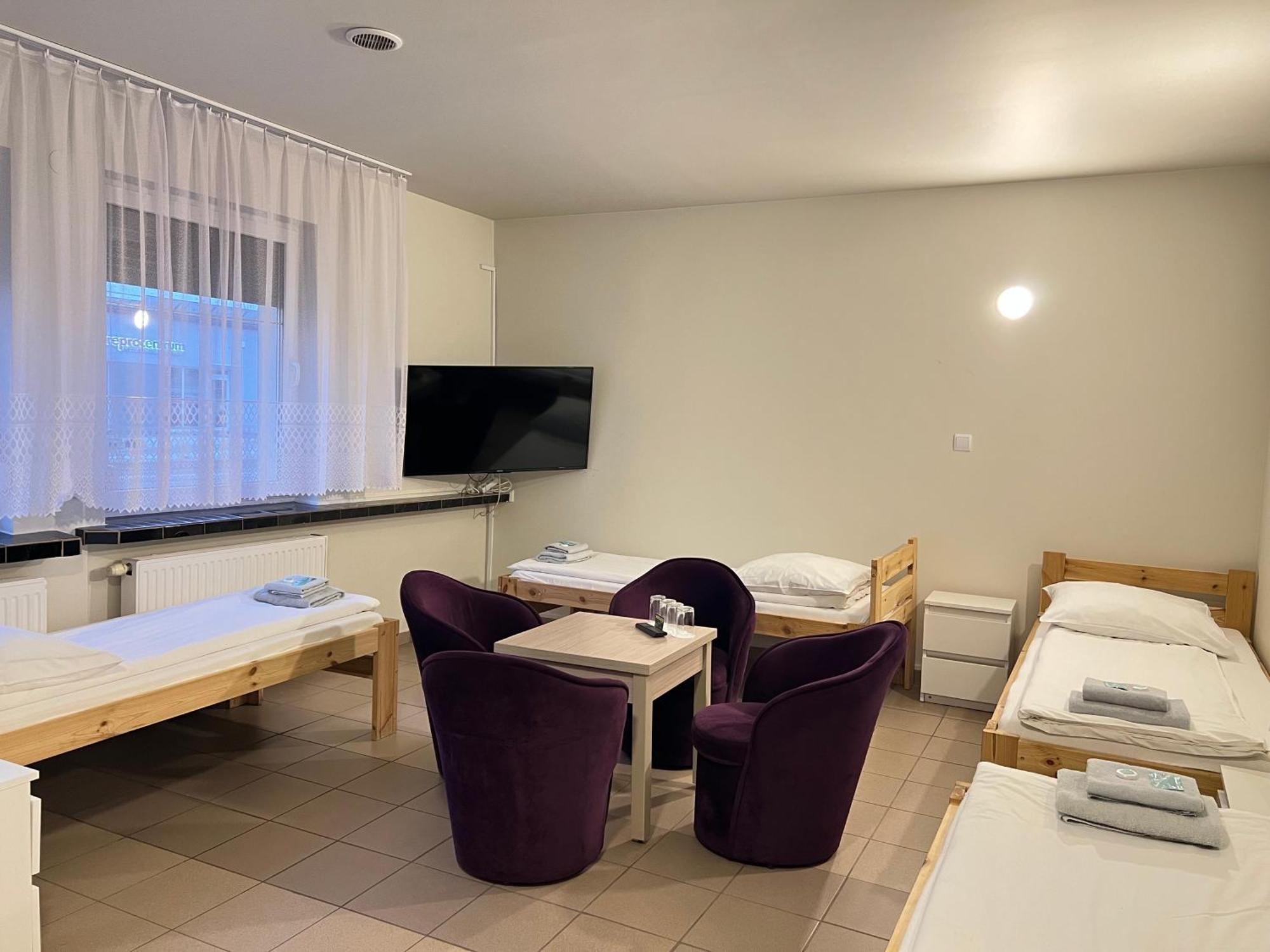 Etna - Hostel -Noclegi Rzeszow Luaran gambar