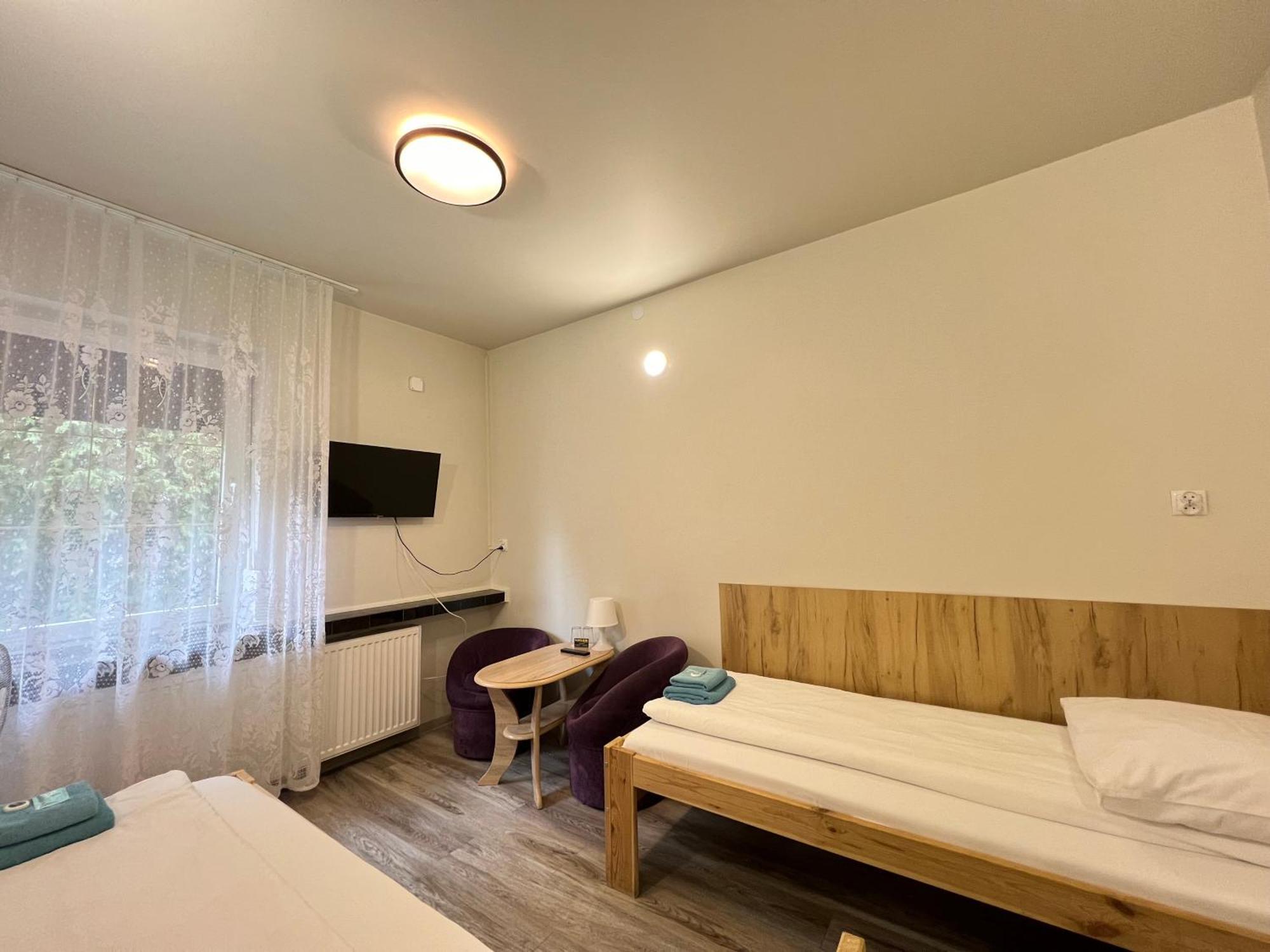 Etna - Hostel -Noclegi Rzeszow Luaran gambar