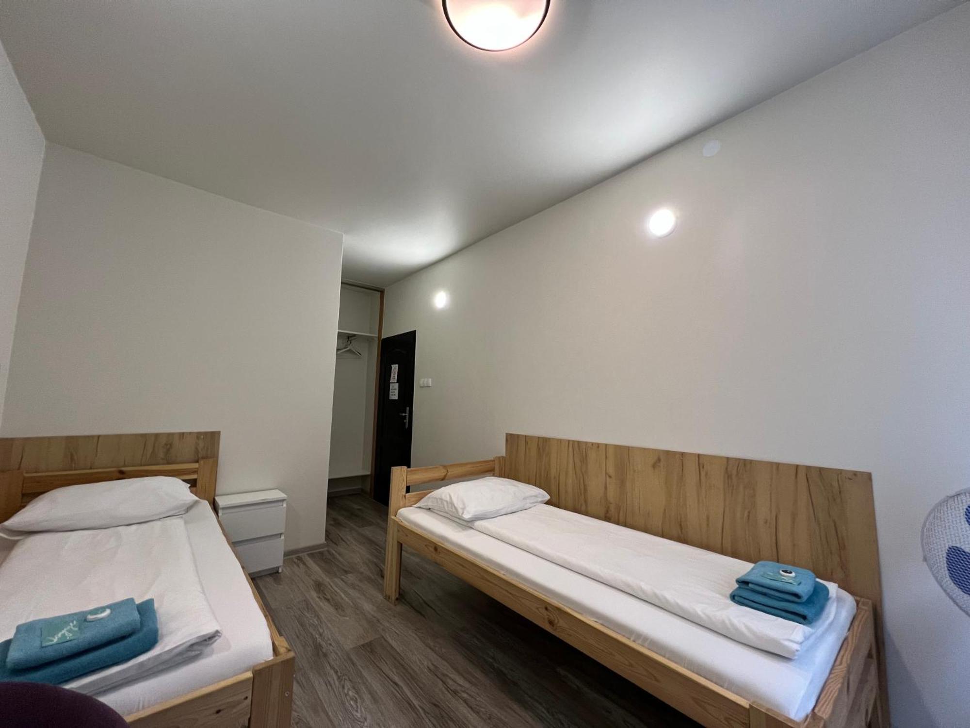 Etna - Hostel -Noclegi Rzeszow Luaran gambar